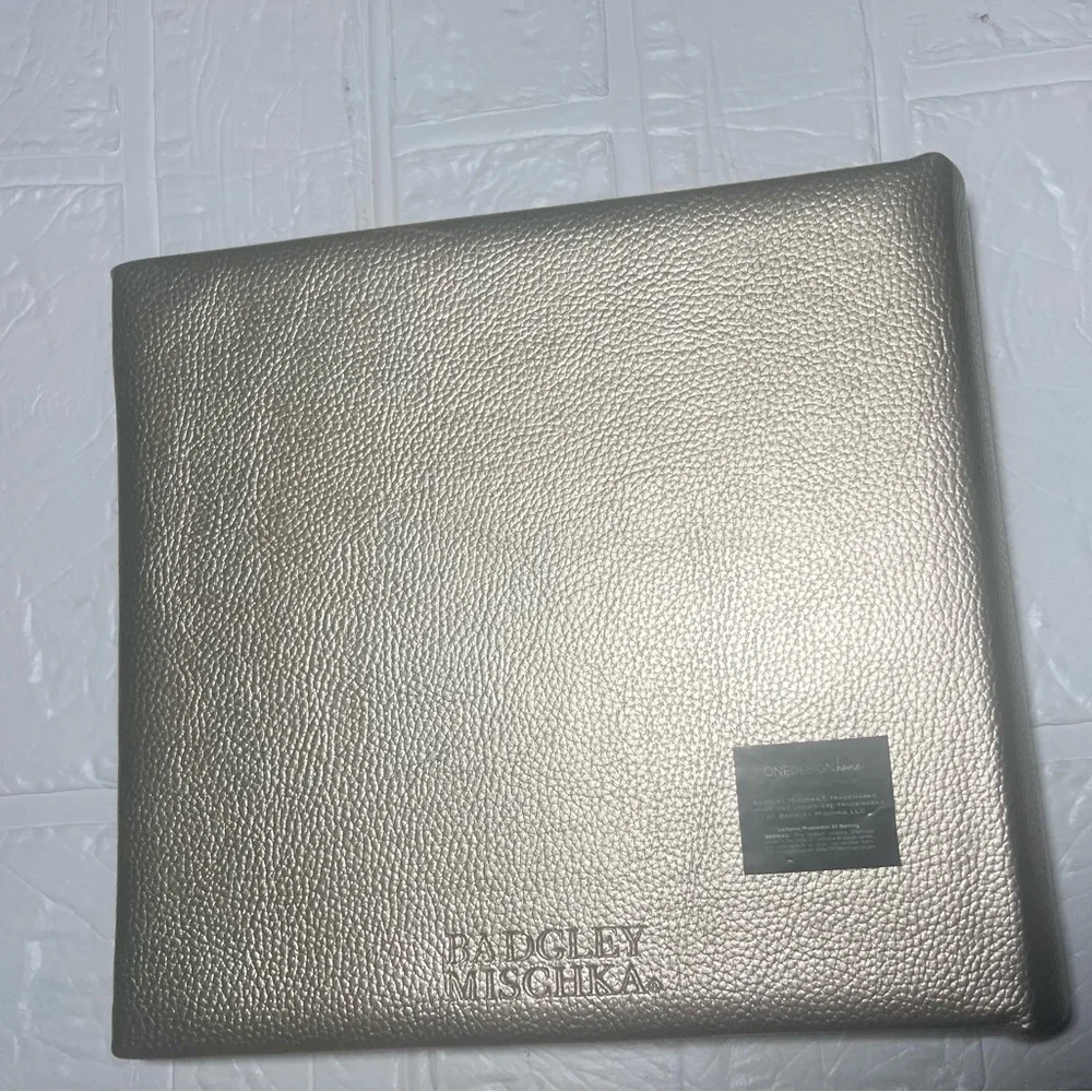 Badgley Mischka gold ribbon rhinestone 4x6 photo album New